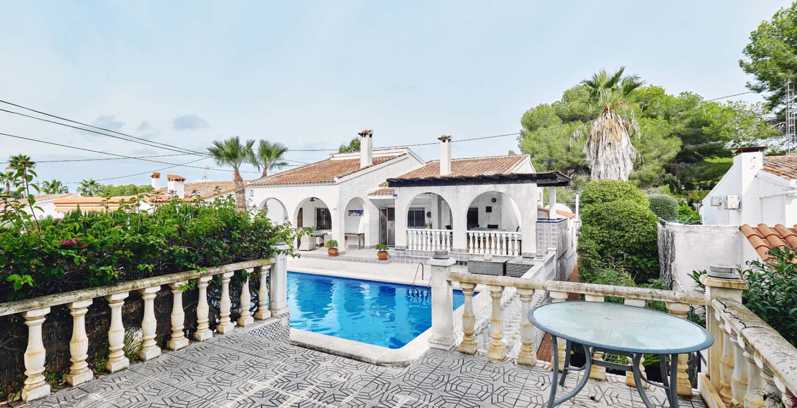 Återförsäljning - Villa - Pinar de Campoverde