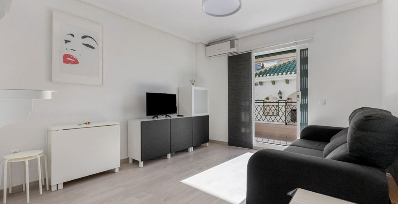 Resale - Apartment / flat - Torrevieja - La Mata