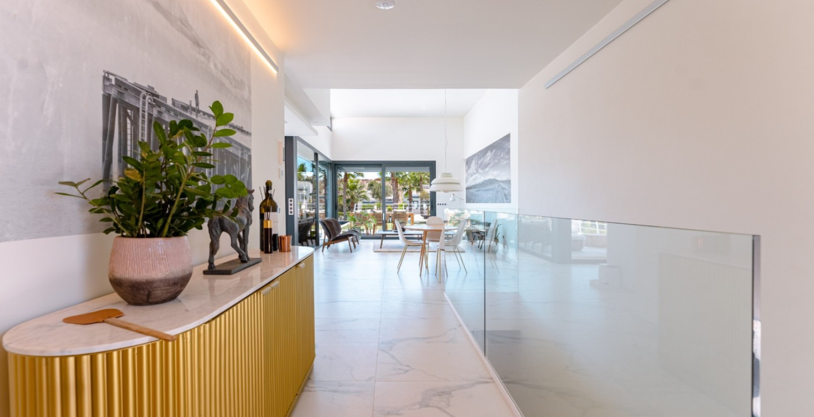 Återförsäljning - Villa - San Miguel de Salinas