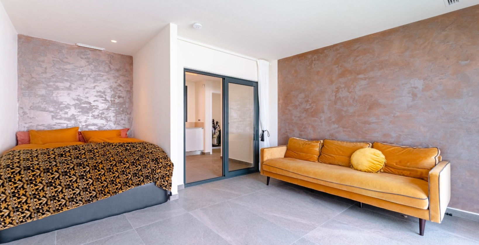 Återförsäljning - Villa - San Miguel de Salinas