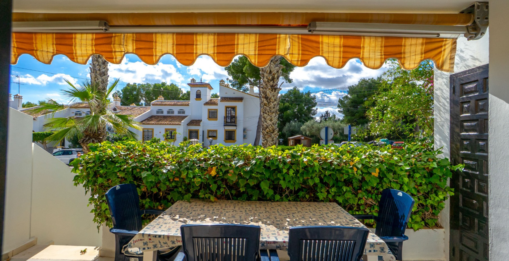 Resale - Apartment / flat - Orihuela Costa - Villamartín