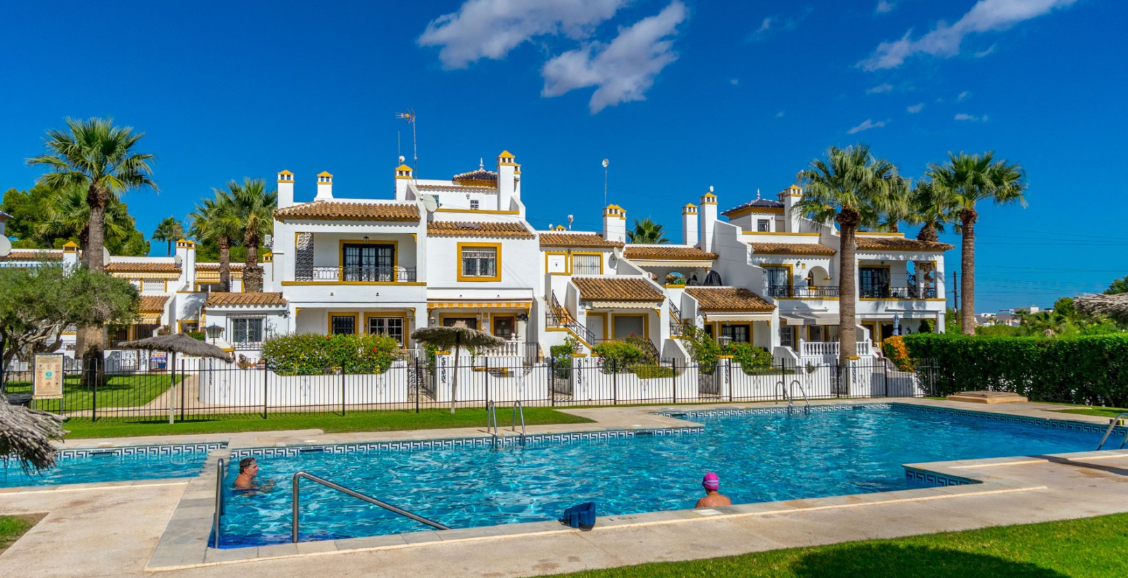 Resale - Apartment / flat - Orihuela Costa - Villamartín