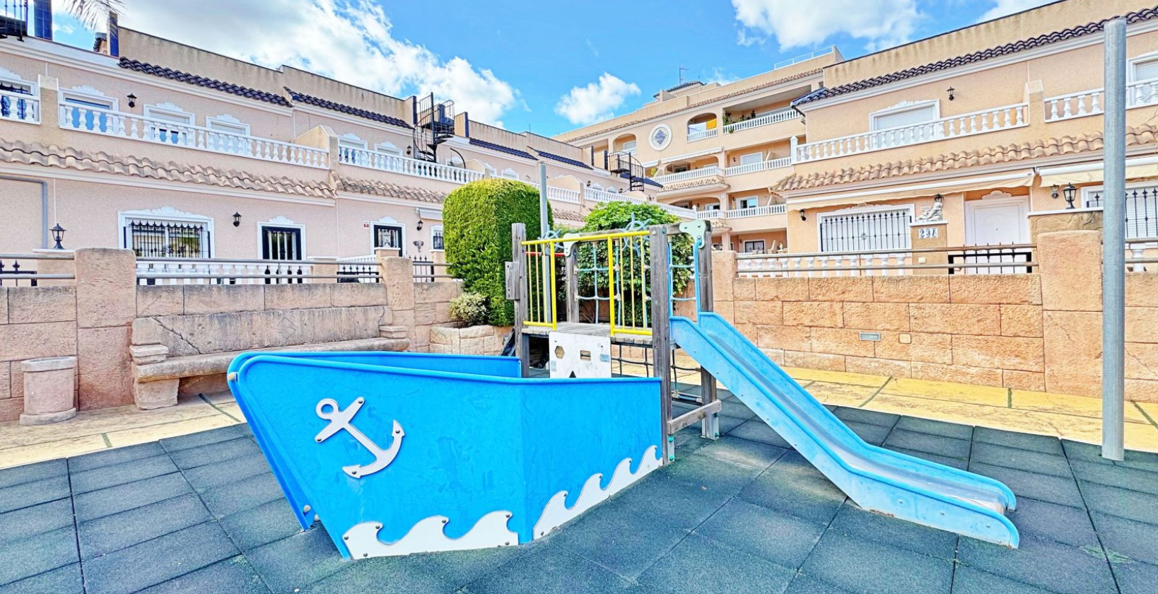 Resale - Townhouse - Orihuela Costa - Villamartín