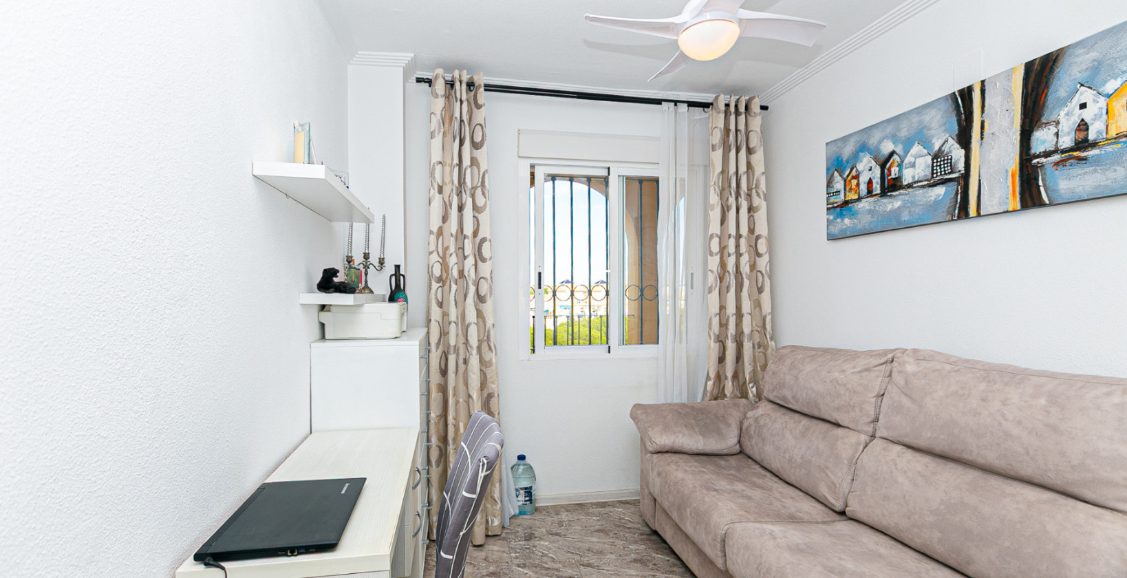 Resale - Apartment / flat - La Zenia - Beachside