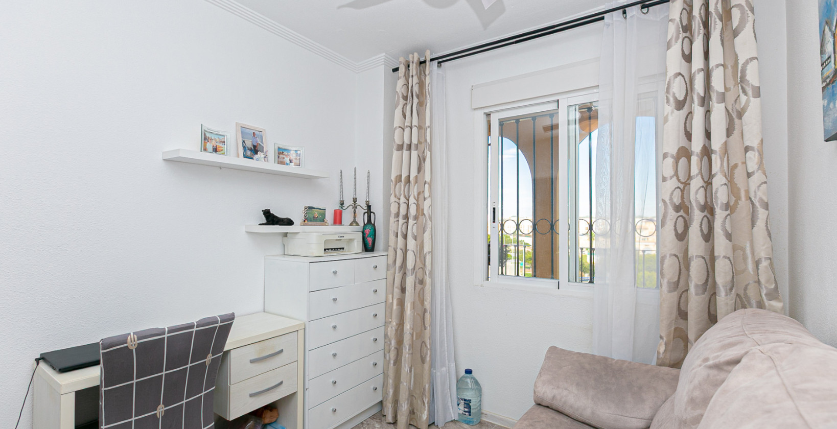 Resale - Apartment / flat - La Zenia - Beachside