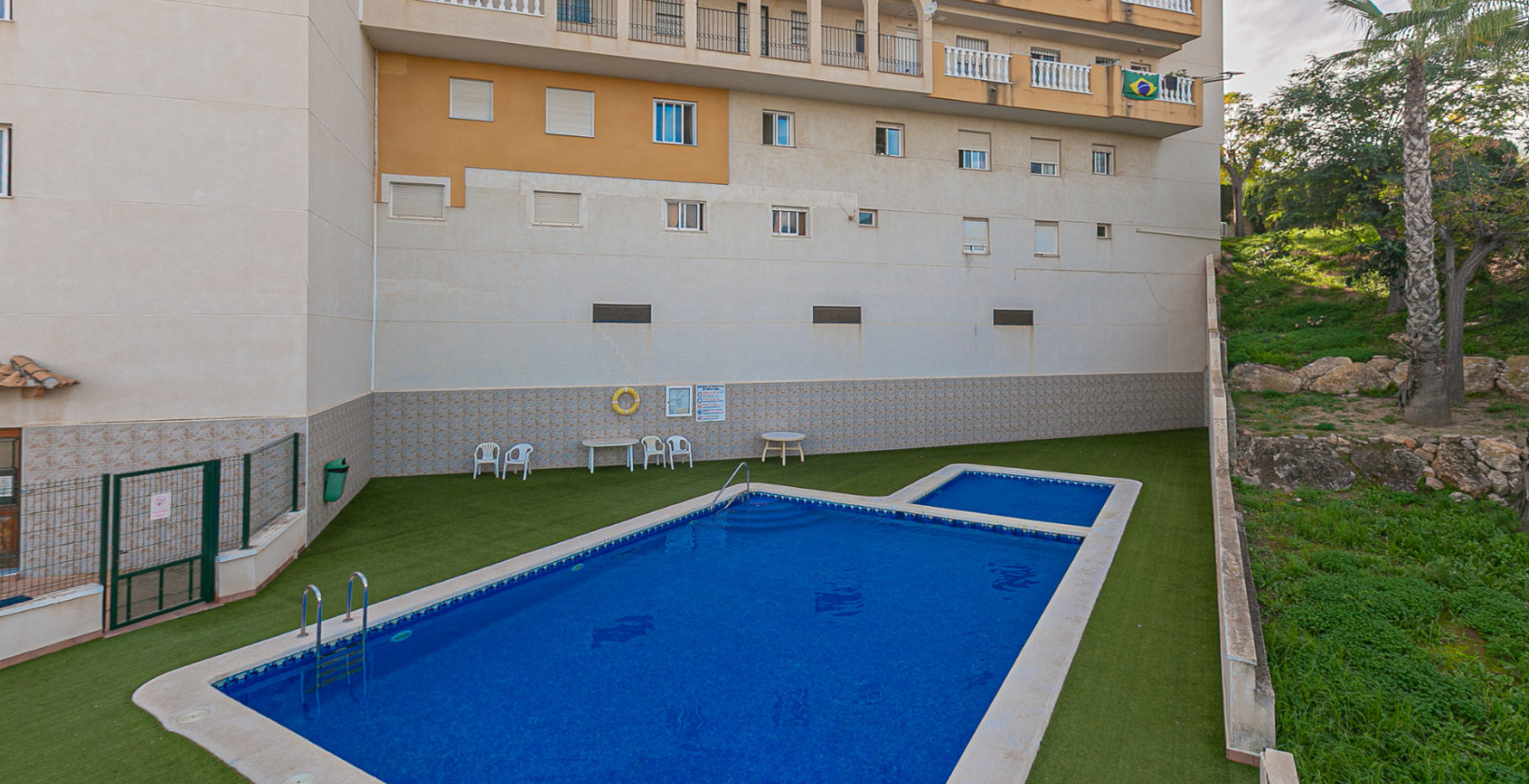 Resale - Apartment / flat - La Zenia - Beachside
