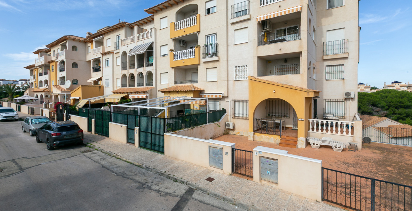 Resale - Apartment / flat - La Zenia - Beachside