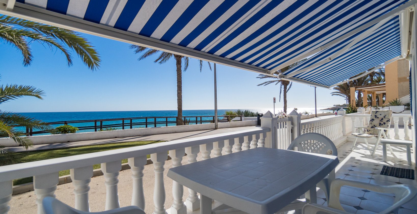 Resale - Apartment / flat - Mil Palmeras - Beach