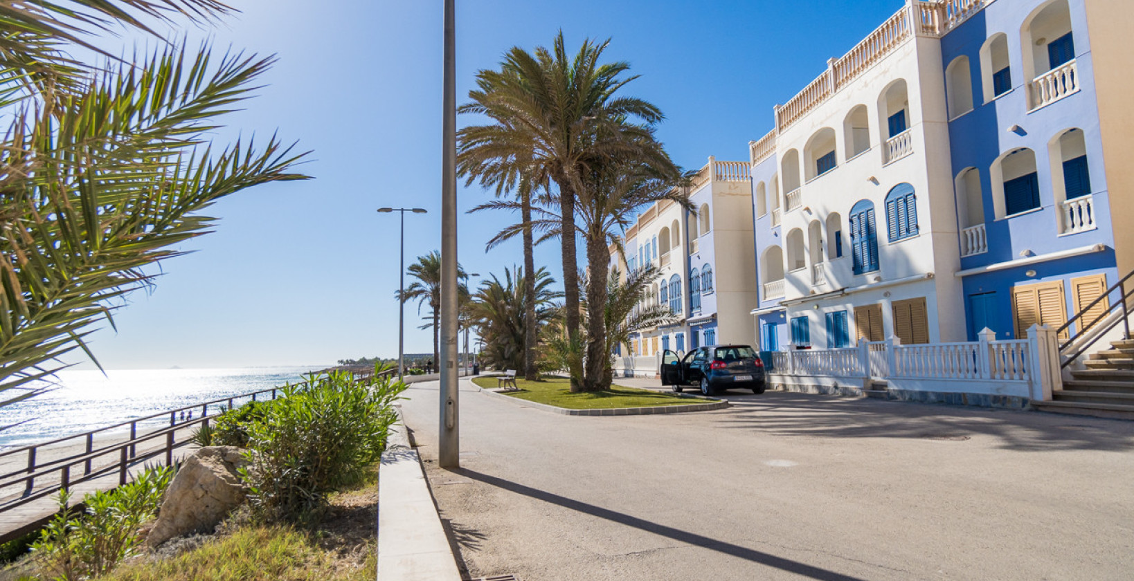 Resale - Apartment / flat - Mil Palmeras - Beach