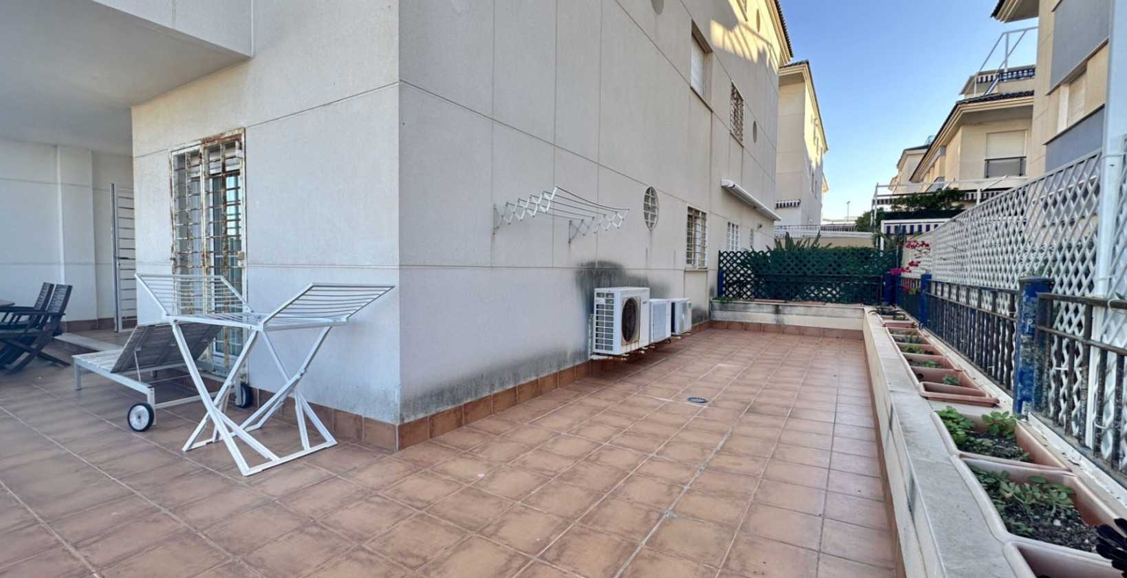 Återförsäljning - Lägenhet / lägenhet - Mil Palmeras