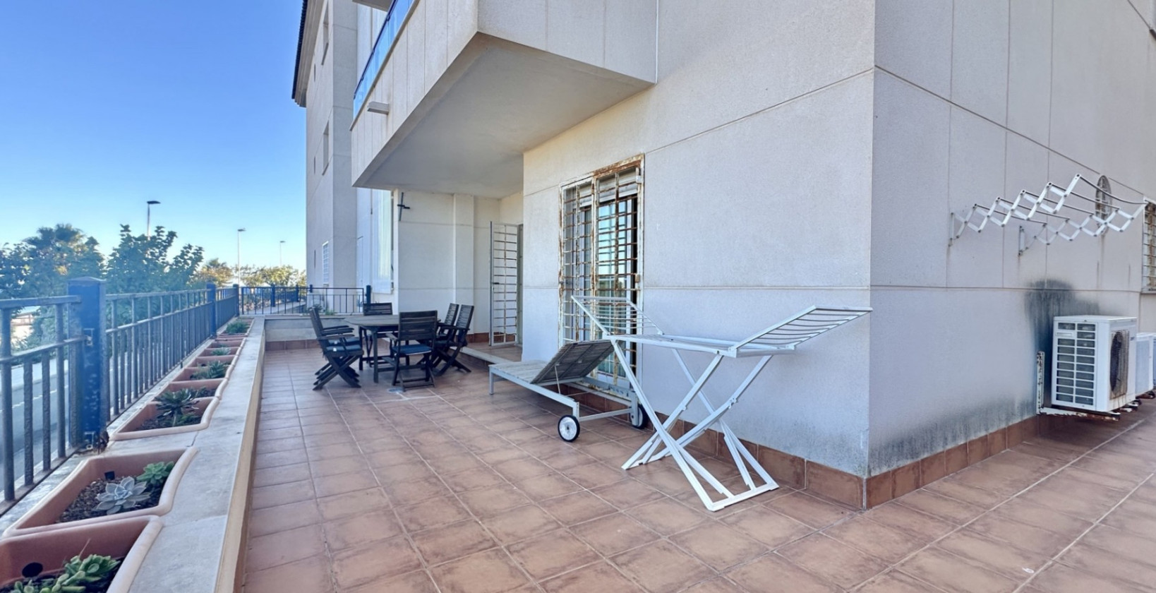 Återförsäljning - Lägenhet / lägenhet - Mil Palmeras