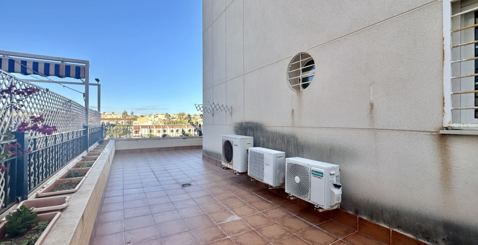 Återförsäljning - Lägenhet / lägenhet - Mil Palmeras