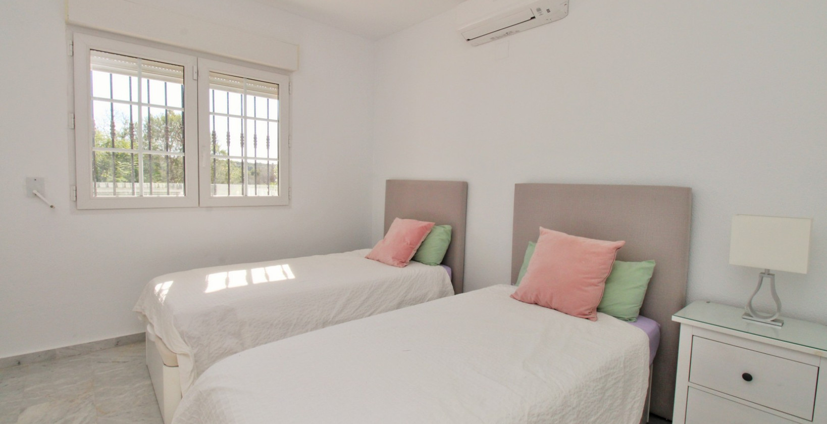 Resale - Villa - Las Ramblas