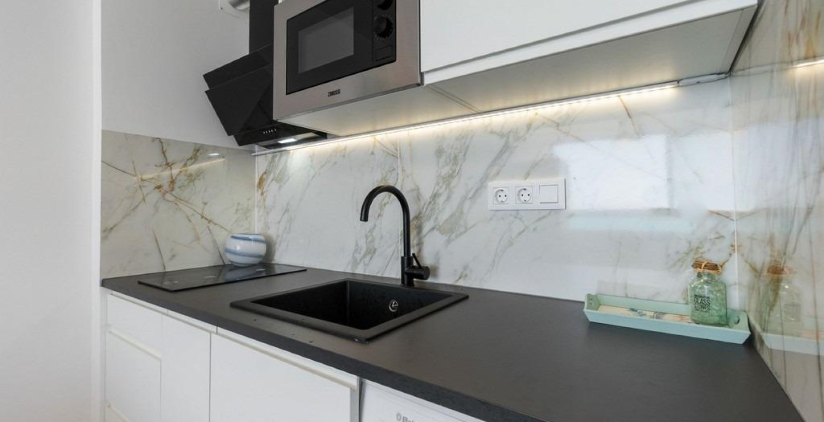 Resale - Apartment / flat - Torrevieja - Cabo cervera