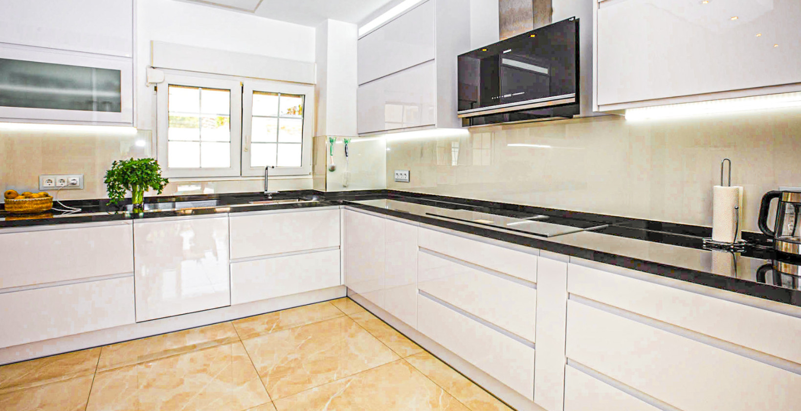 Återförsäljning - Villa - La Zenia