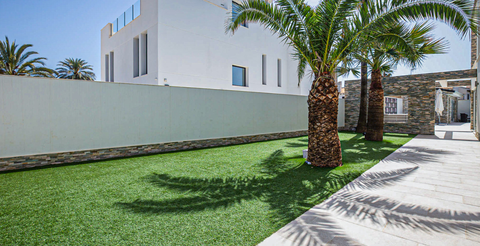 Återförsäljning - Villa - La Zenia