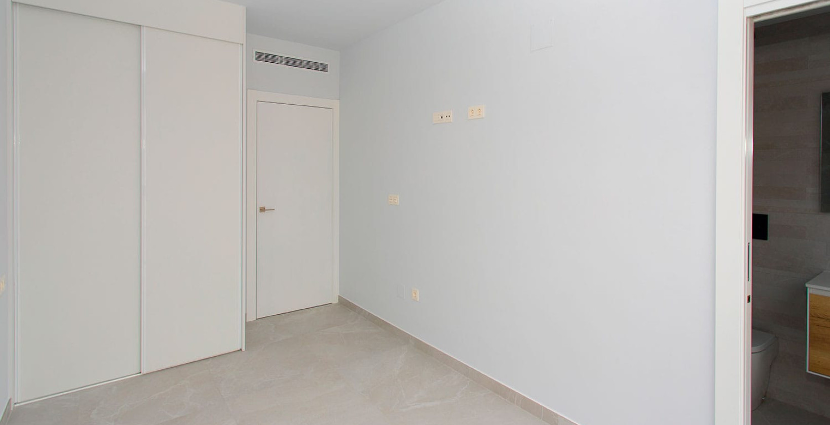 Resale - Apartment / flat - Torrevieja - Beach
