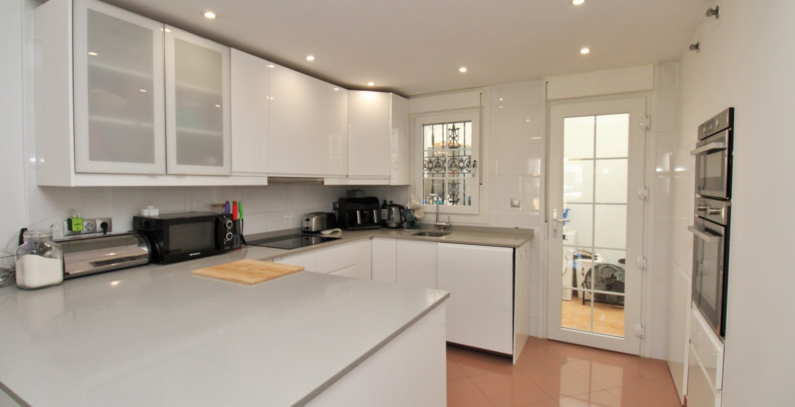 Resale - Villa - Villamartín - Los Dolses