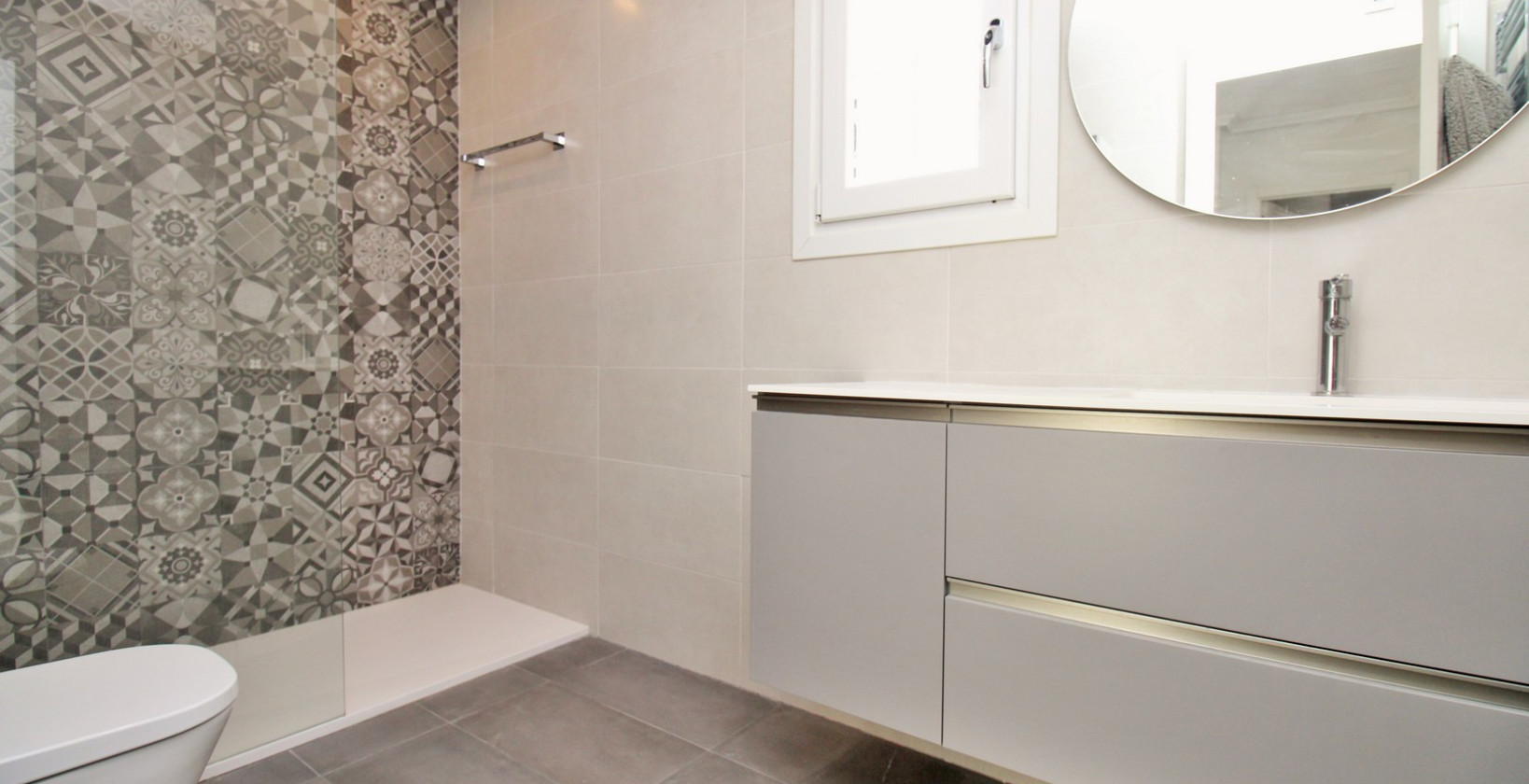 Resale - Villa - Villamartín - Los Dolses