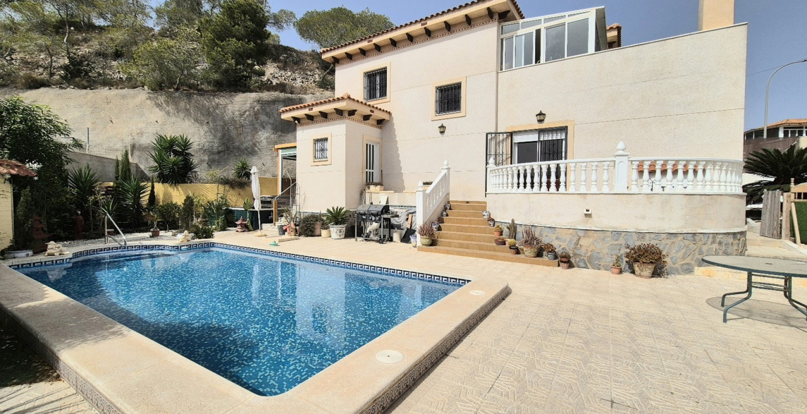 Resale - Villa - San Miguel de Salinas - Ciudad De Las Comunicaciones