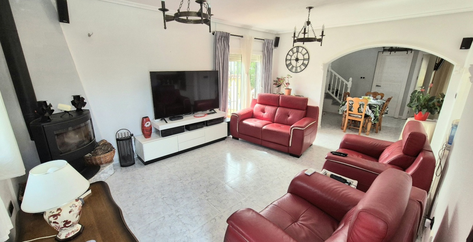 Resale - Villa - San Miguel de Salinas - Ciudad De Las Comunicaciones