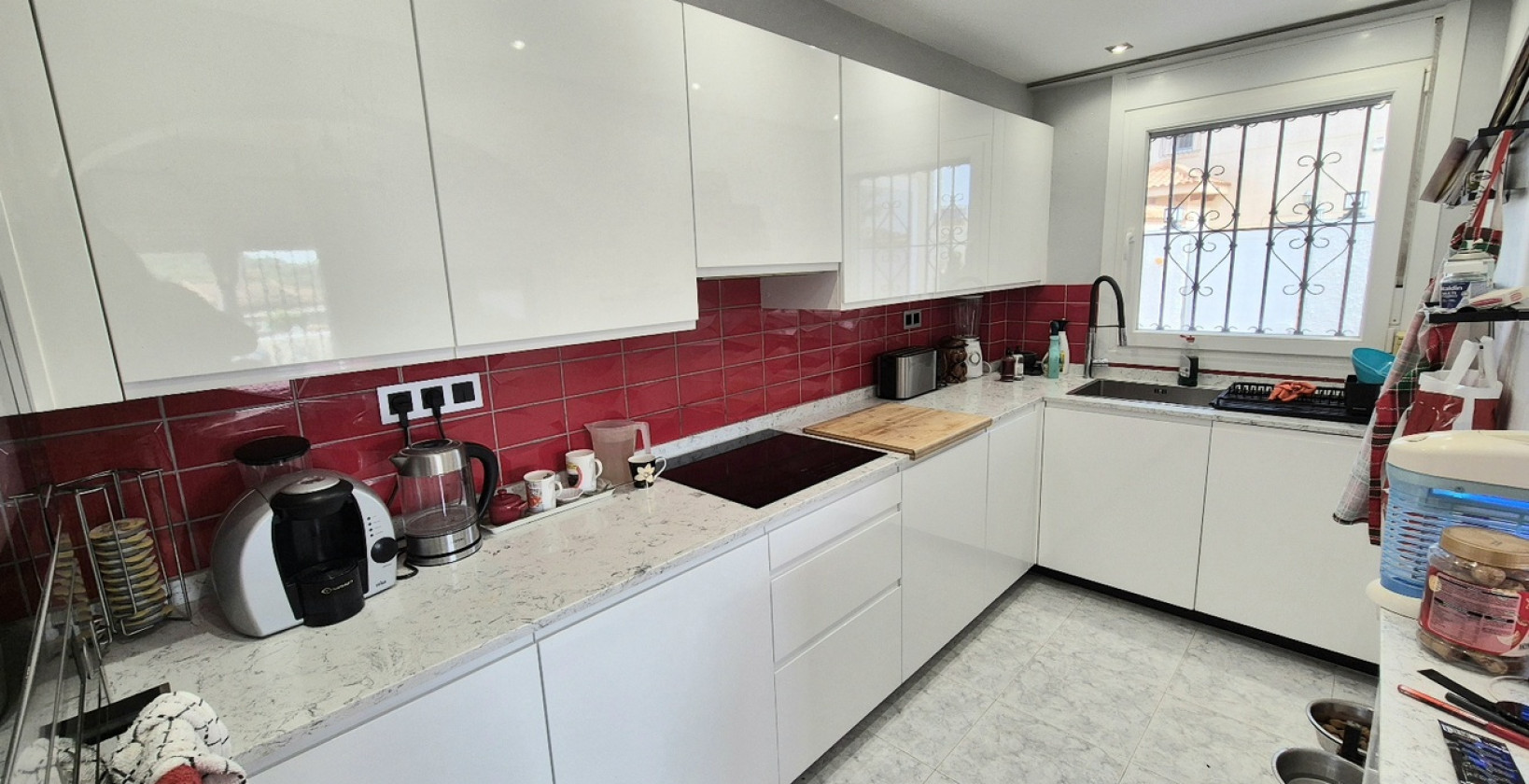 Resale - Villa - San Miguel de Salinas - Ciudad De Las Comunicaciones