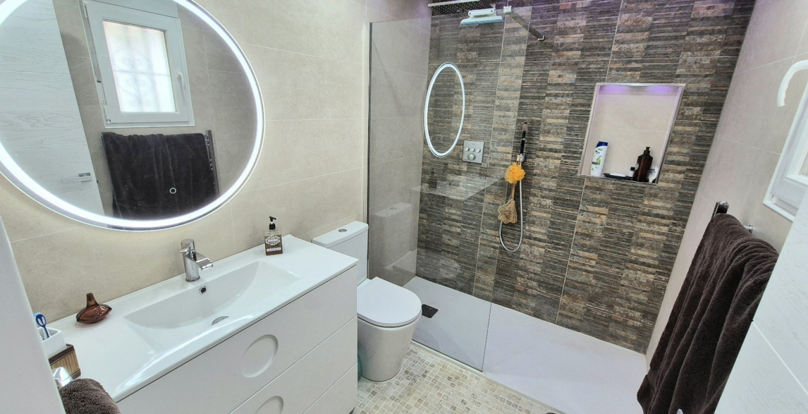 Resale - Villa - San Miguel de Salinas - Ciudad De Las Comunicaciones