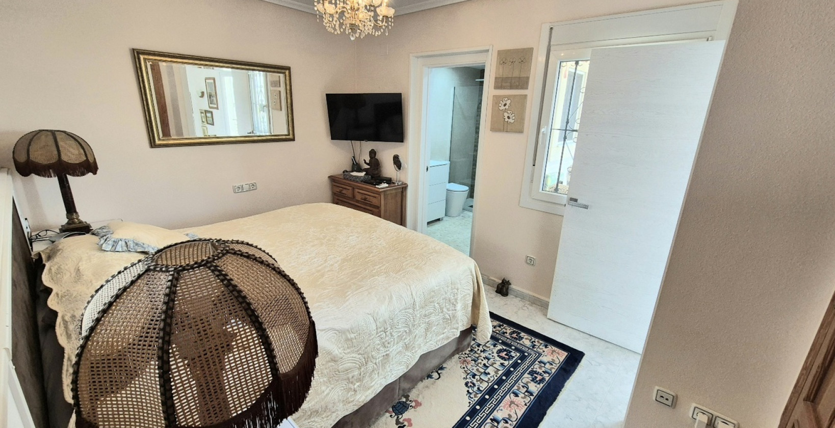 Resale - Villa - San Miguel de Salinas - Ciudad De Las Comunicaciones