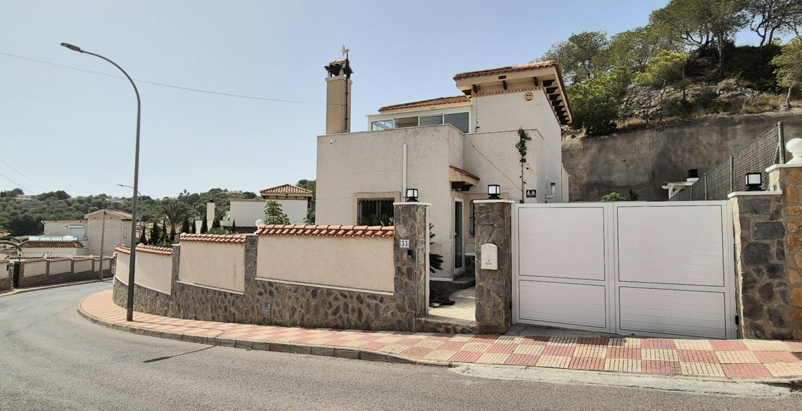 Resale - Villa - San Miguel de Salinas - Ciudad De Las Comunicaciones