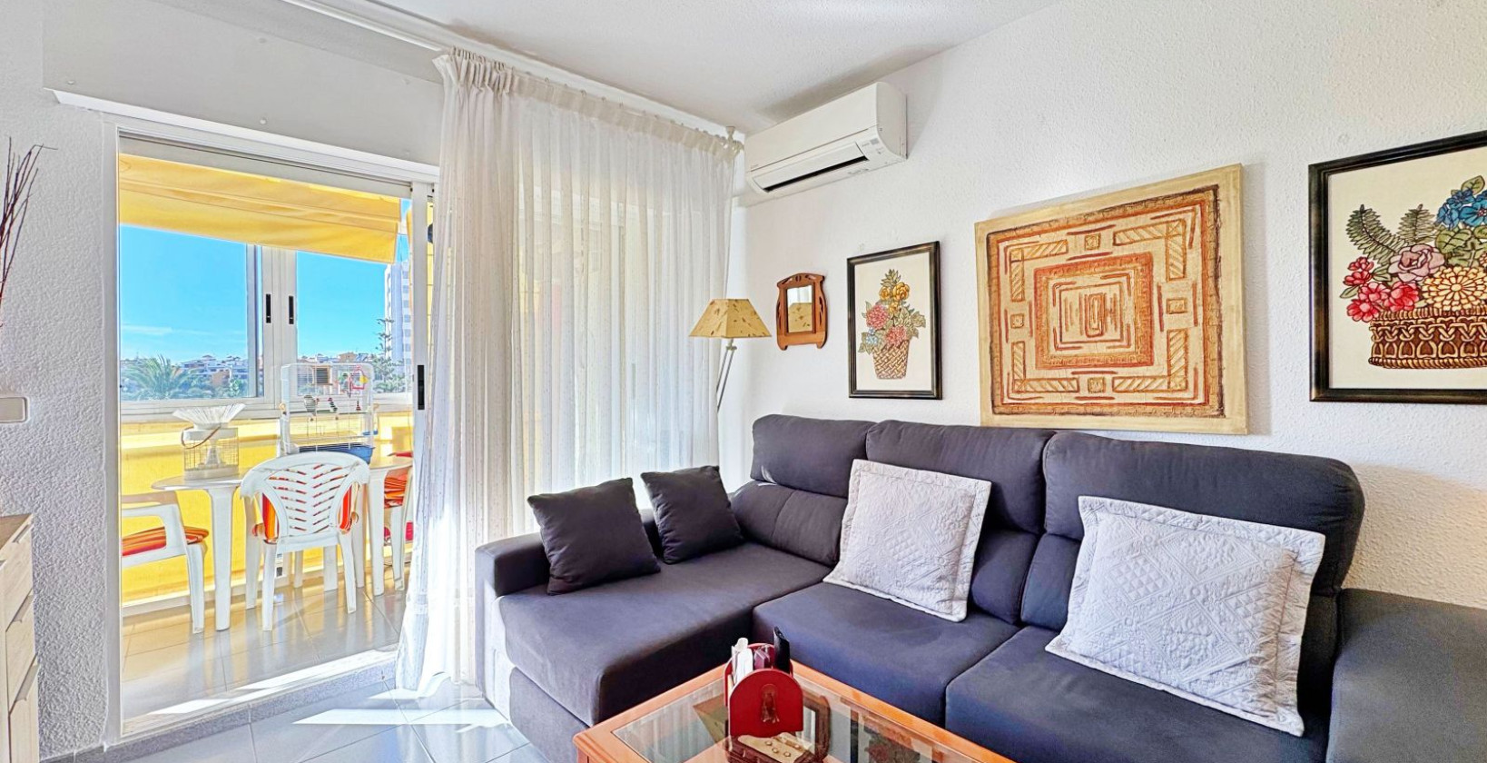 Resale - Apartment / flat - Torrevieja - Rocio del mar