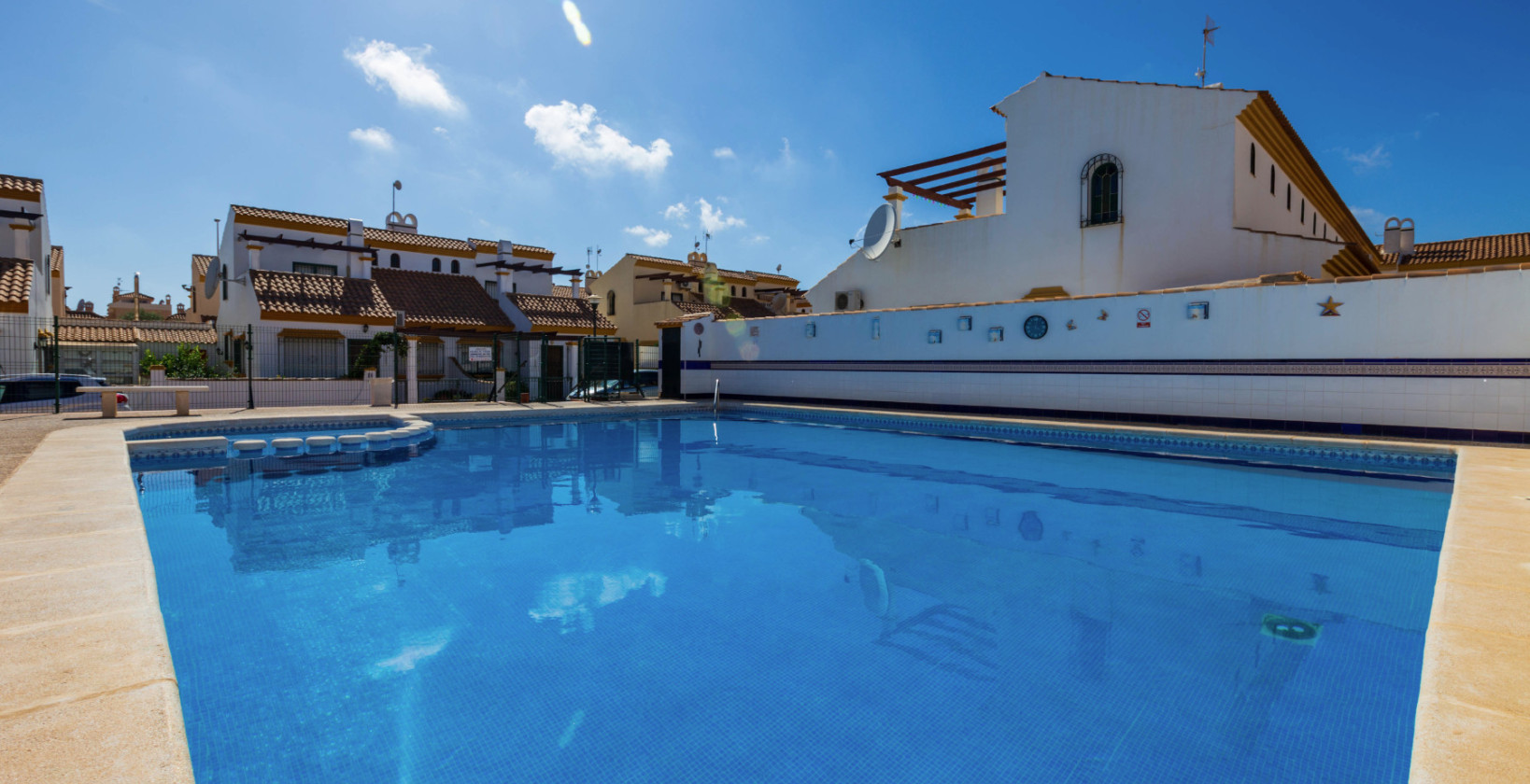 Bruktbolig - Semi Detached Villa - La Zenia