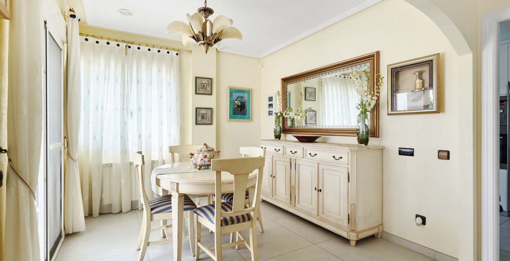 Återförsäljning - Villa - Pinar de Campoverde