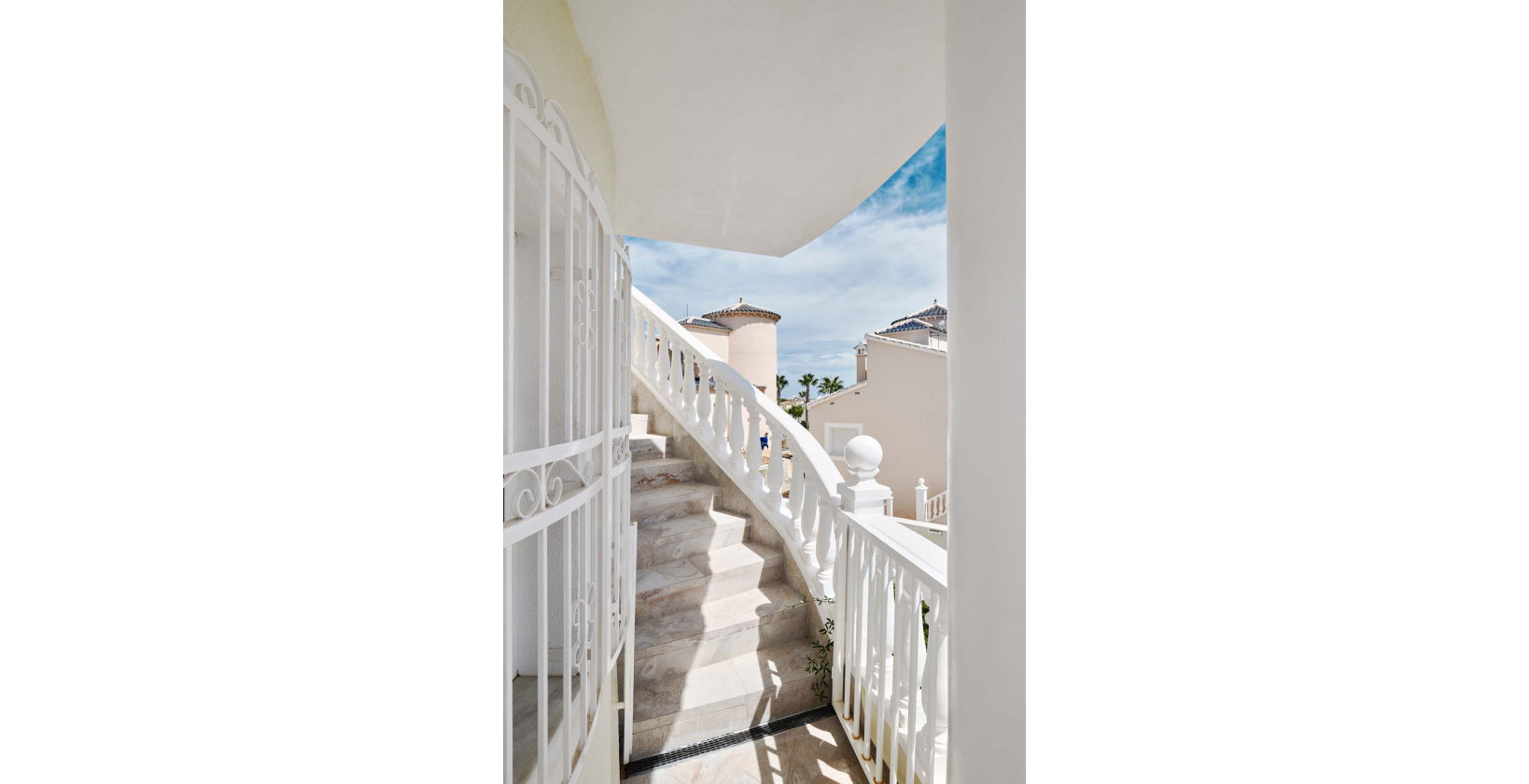 Återförsäljning - Villa - Pinar de Campoverde