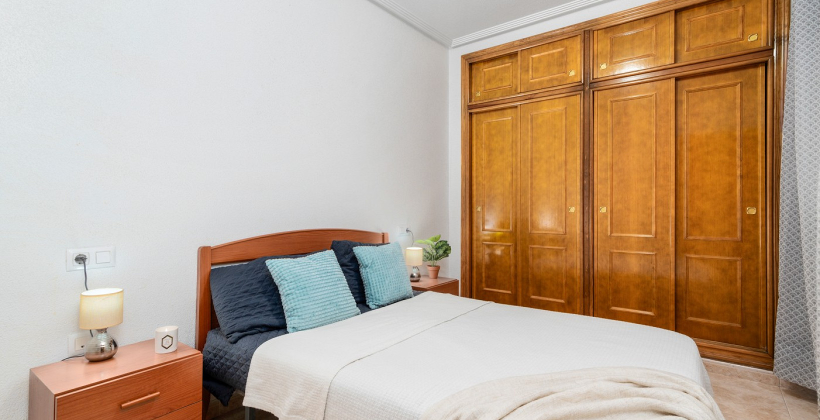 Resale - Apartments - Torrevieja - Parque las naciones