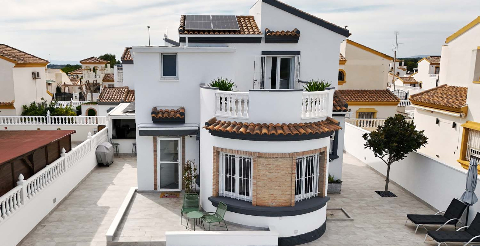 Resale - Villa - Pinar de Campoverde