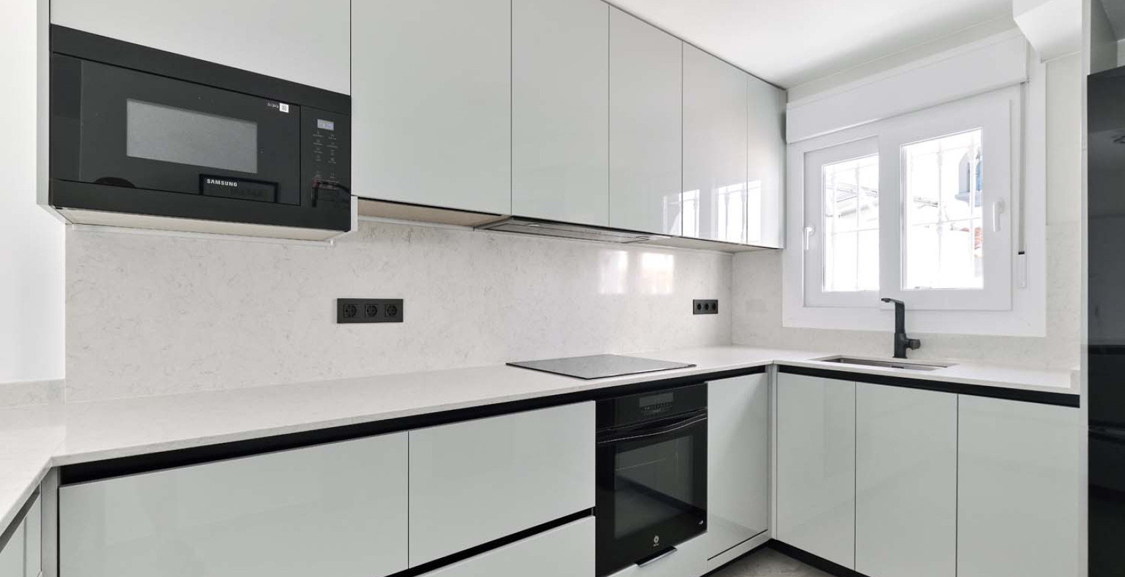 Resale - Villa - Pinar de Campoverde