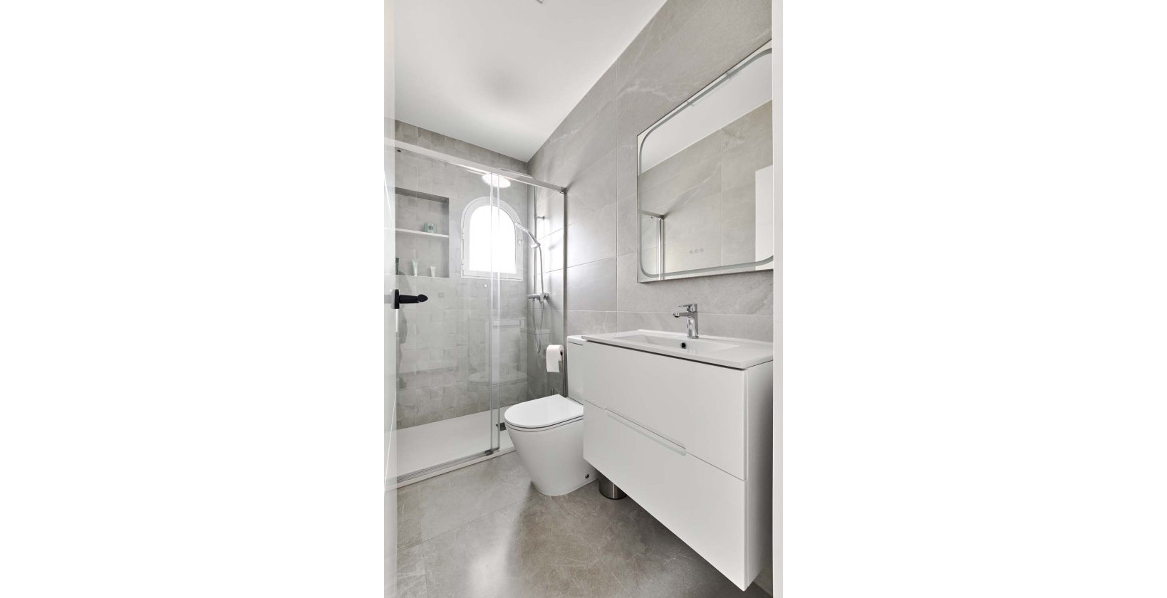 Resale - Villa - Pinar de Campoverde