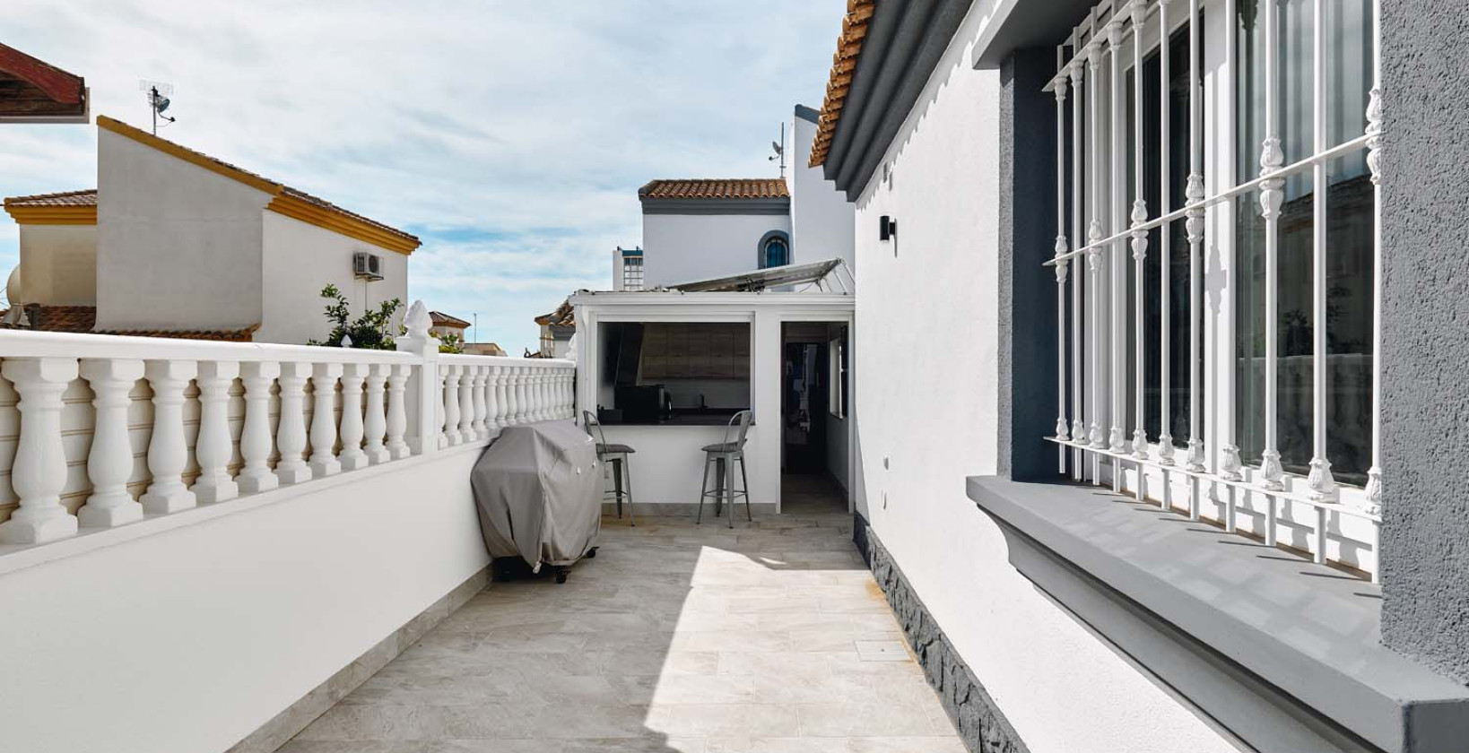 Resale - Villa - Pinar de Campoverde
