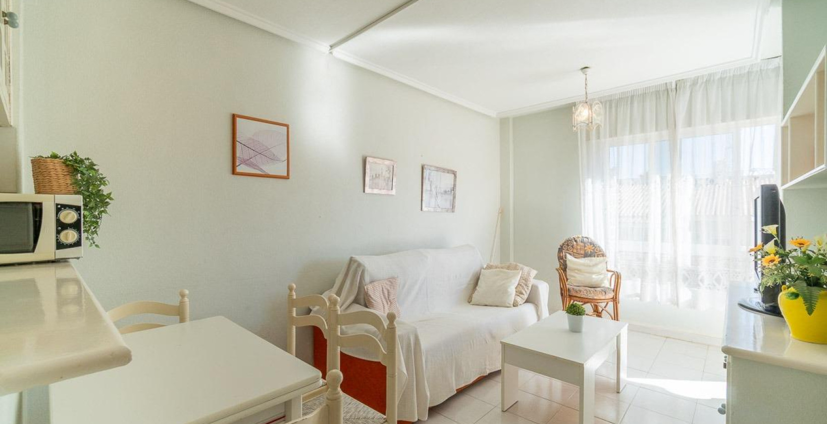 Resale - Apartment / flat - Torrevieja - Los Frutales