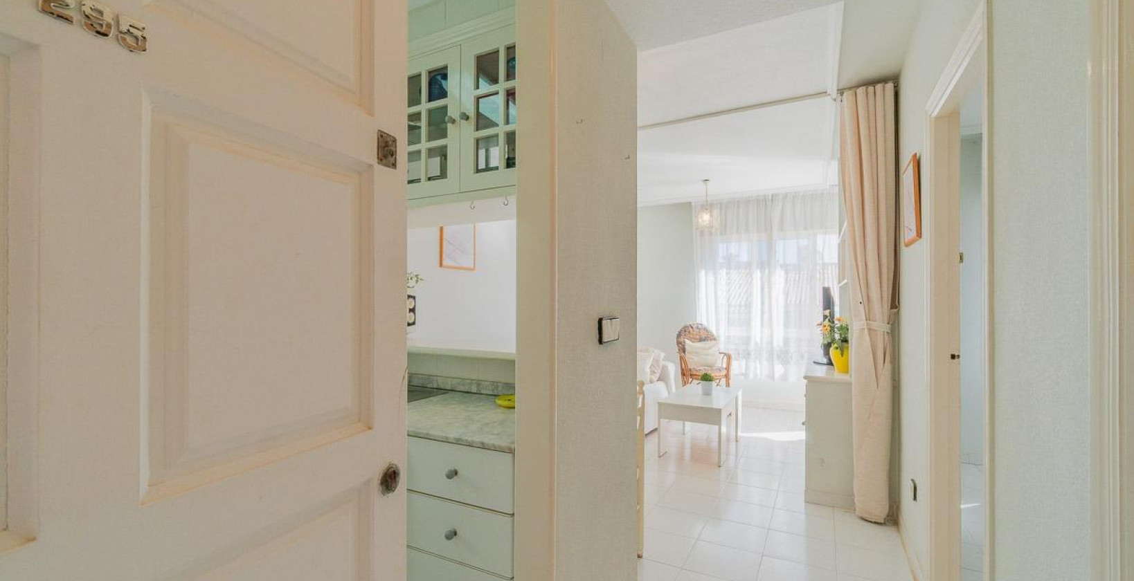 Resale - Apartment / flat - Torrevieja - Los Frutales