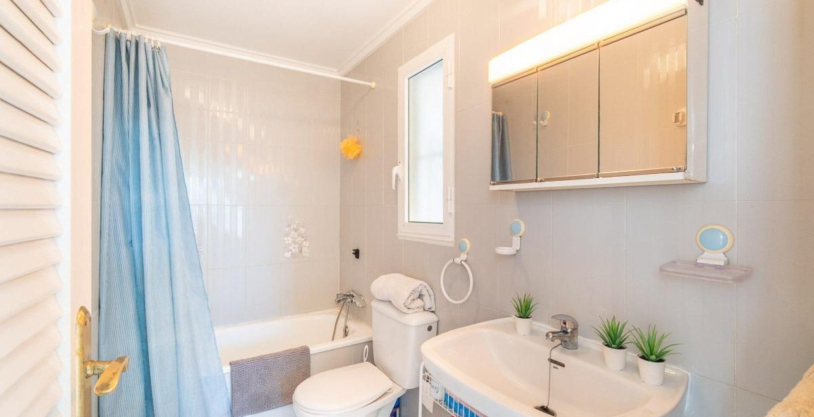 Resale - Apartment / flat - Torrevieja - Los Frutales