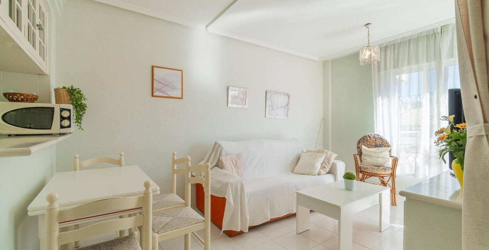 Resale - Apartment / flat - Torrevieja - Los Frutales