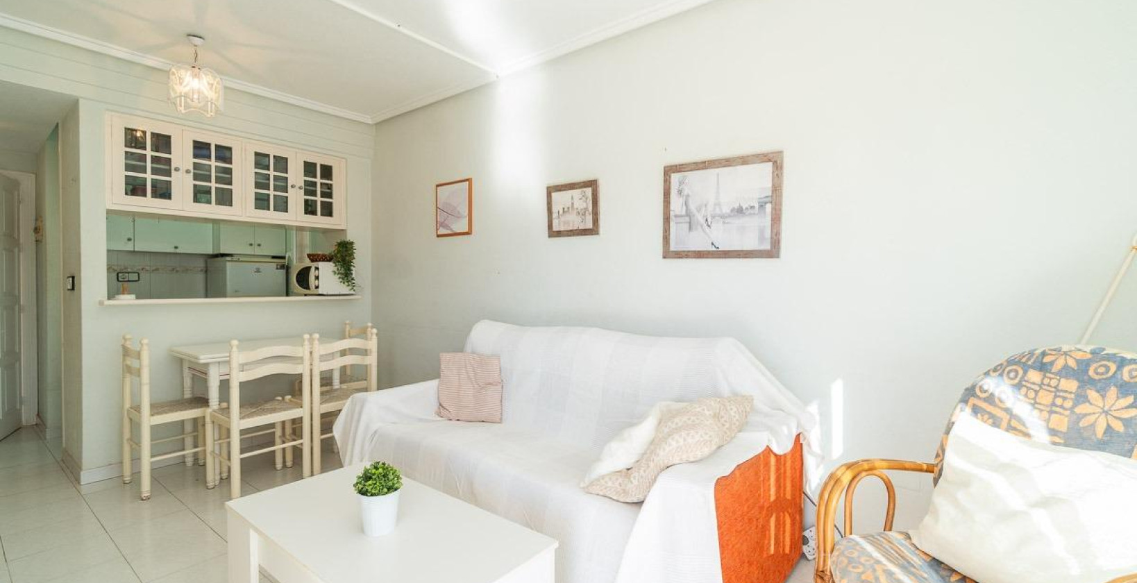 Resale - Apartment / flat - Torrevieja - Los Frutales