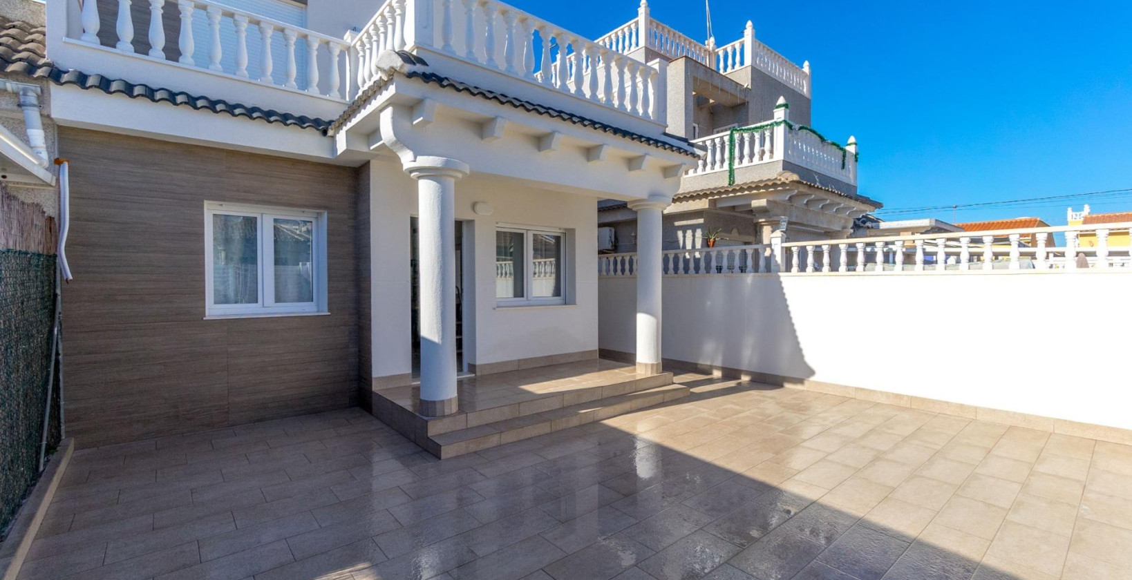 Resale - Villa - Torrevieja - El chaparral