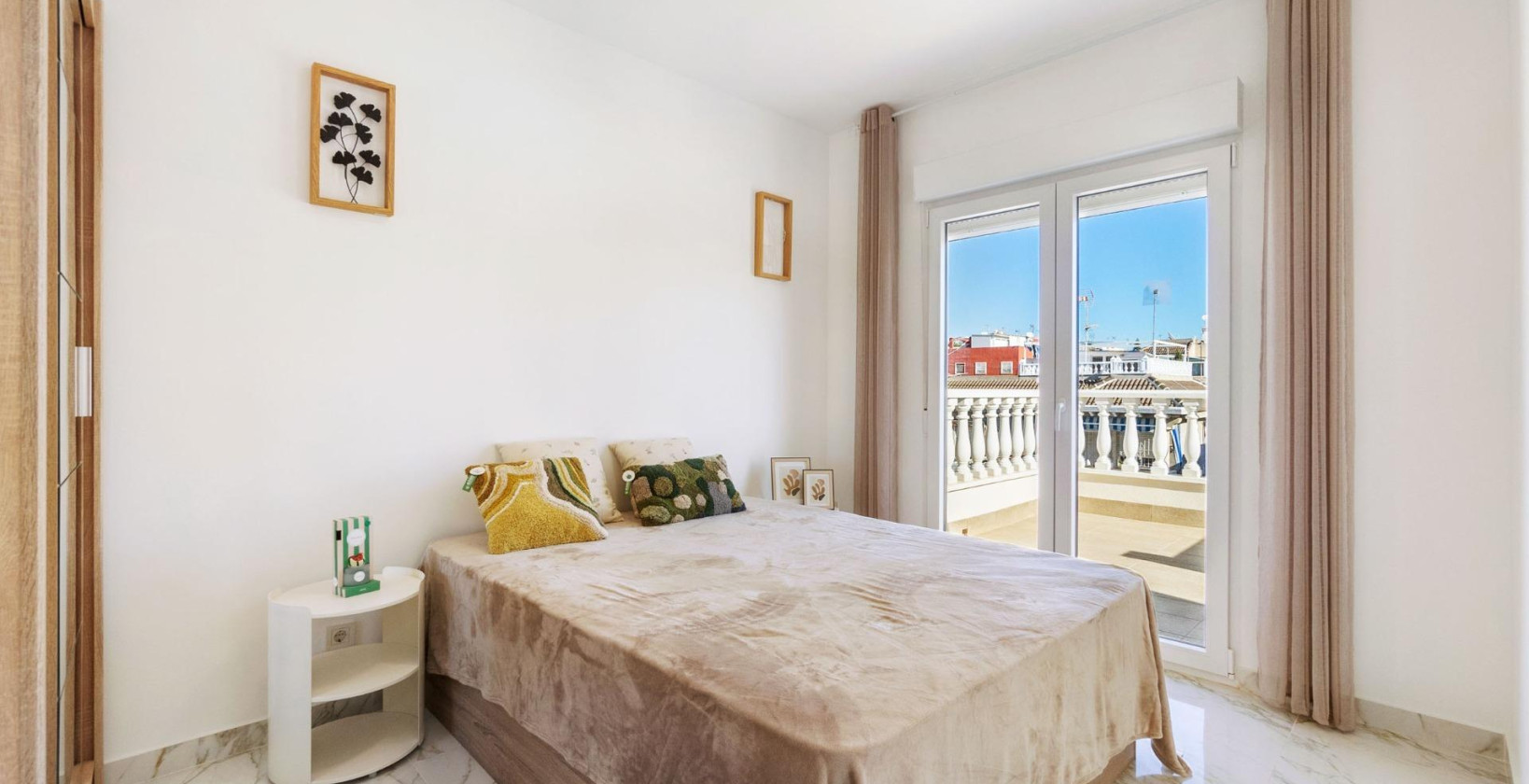 Resale - Villa - Torrevieja - El chaparral