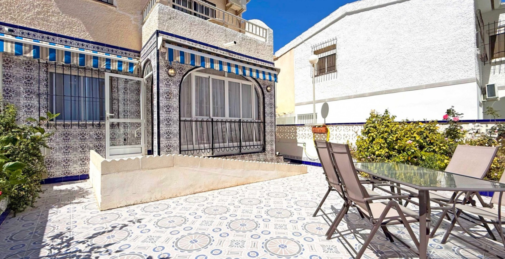 Resale - Apartment / flat - Torrevieja - Torrelamata - La Mata