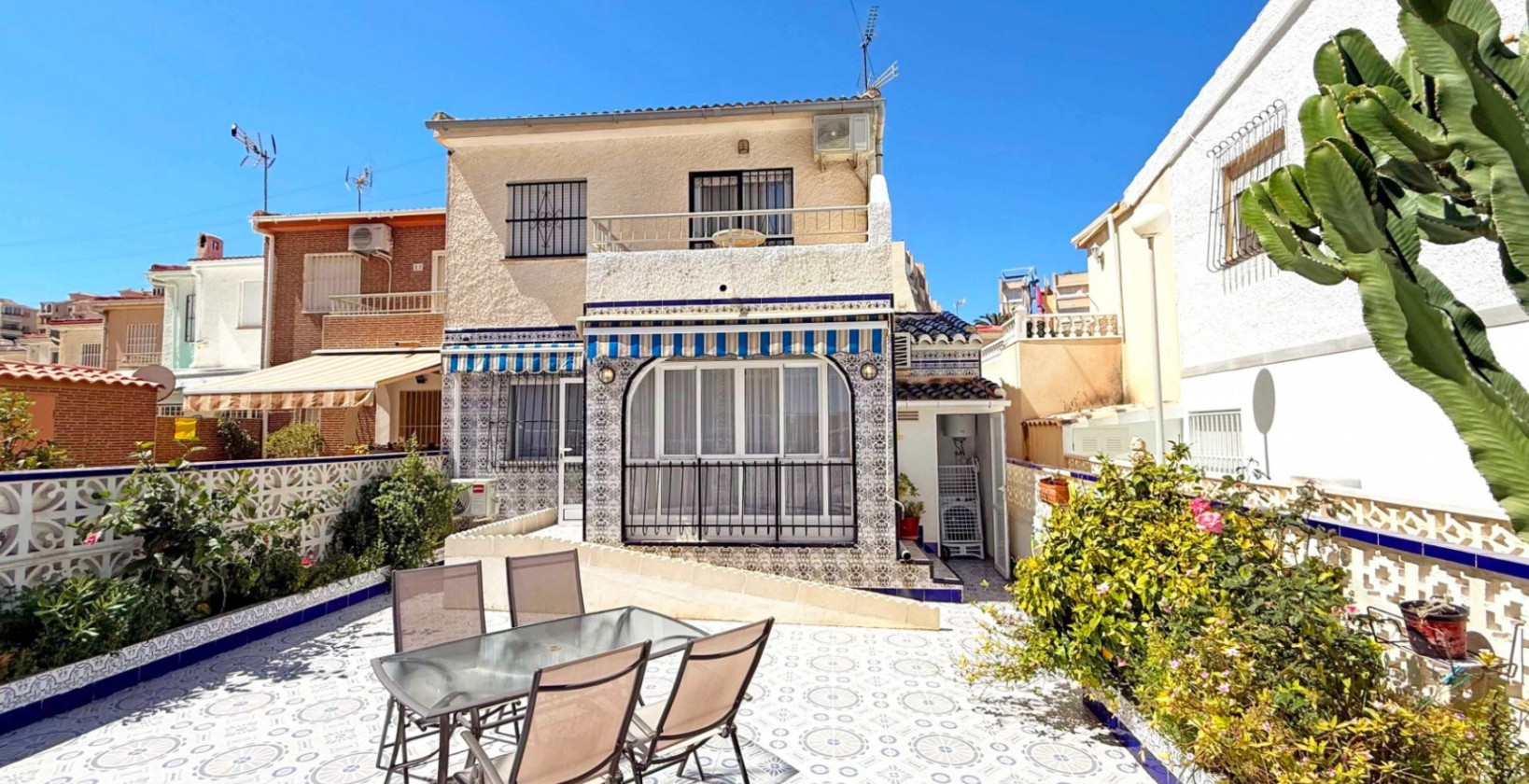 Resale - Apartment / flat - Torrevieja - Torrelamata - La Mata
