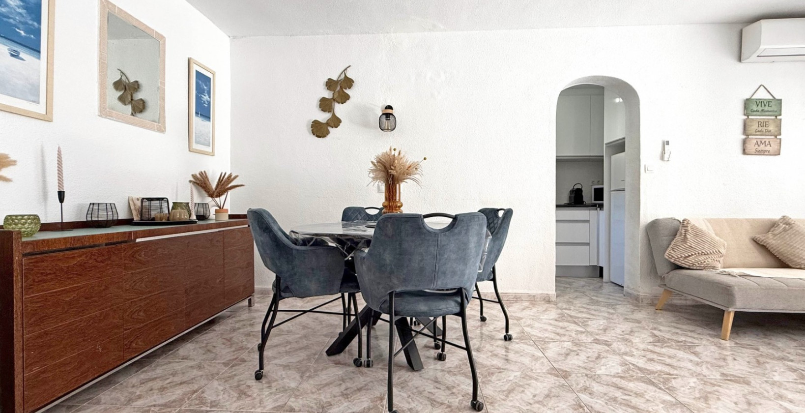 Resale - Apartment / flat - Torrevieja - Torrelamata - La Mata