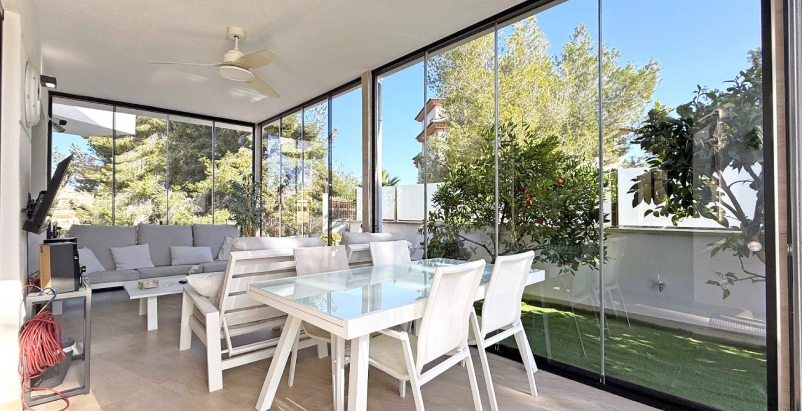 Resale - Villa - Orihuela Costa - Villamartín