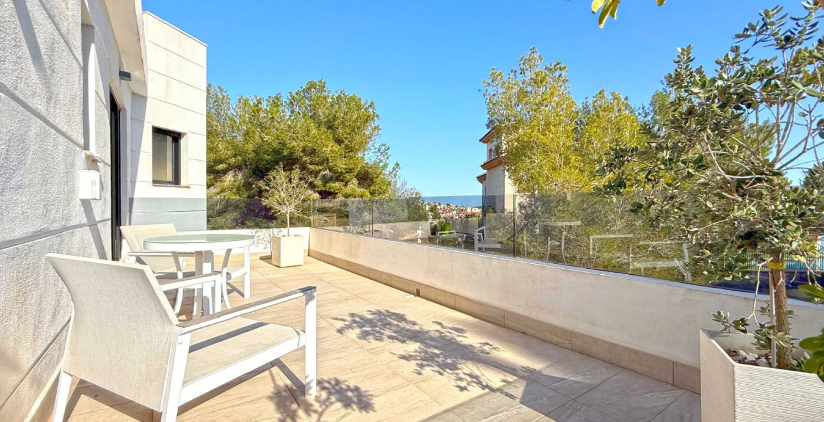 Resale - Villa - Orihuela Costa - Villamartín